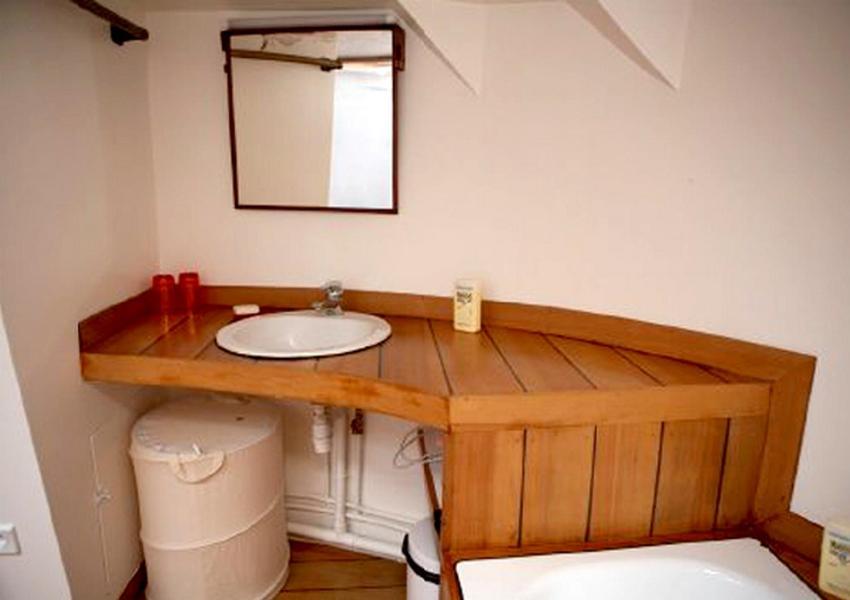 Peniche - Le Nenuphar Hotel Paris Bilik gambar