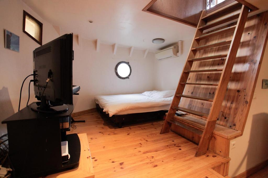 Peniche - Le Nenuphar Hotel Paris Luaran gambar